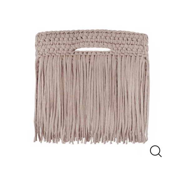 Binge Knitting Sophia cream Clutch New Chic Fringe Crochet Hand-knit Handbag - Picture 5 of 12